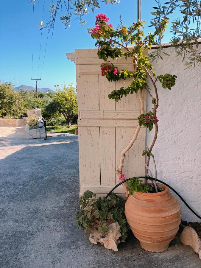 Elia'S House Traditional & Cozy By 8Essentially Kalyves Exterior foto